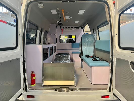 MAXUS V80 Hospital Transfer Ambulance Multifunctional For Patient
