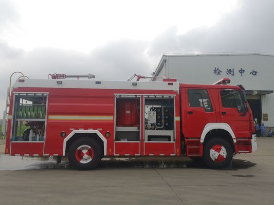 Water Foam Dry Powder Fire Truck 276kw 6x4 Multiple Function