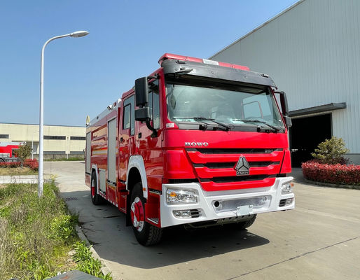 SINOTRUK Feuerwehrauto und Feuerwehrauto 310 PS 4x2 Typ 8 Tonnen Schaumkapazität